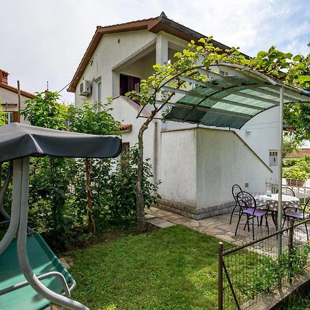 2 Bedroom Beautiful Apartment In Rukavac Rukavac  Екстериор снимка