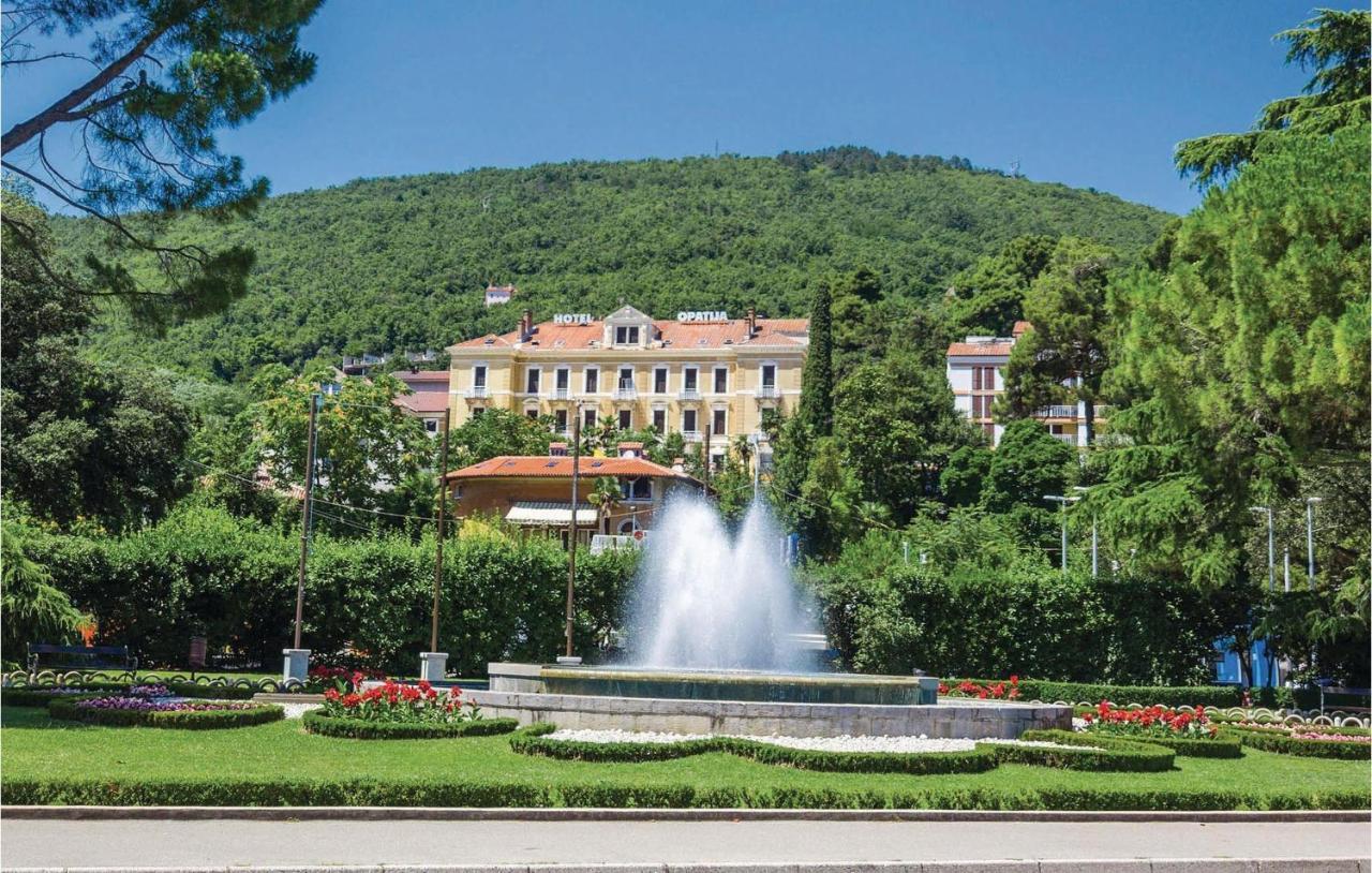 2 Bedroom Beautiful Apartment In Rukavac Rukavac  Екстериор снимка
