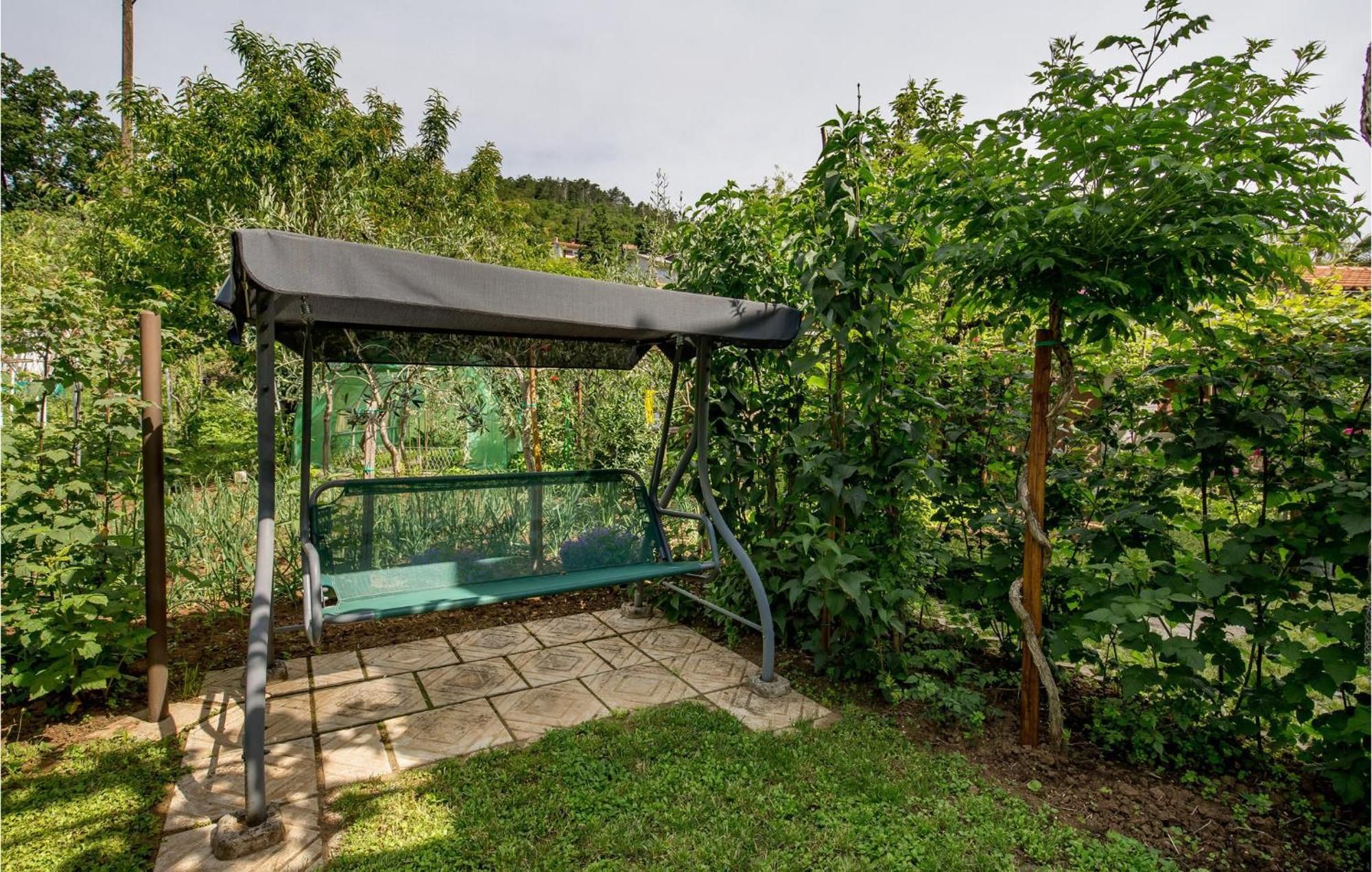 2 Bedroom Beautiful Apartment In Rukavac Rukavac  Екстериор снимка